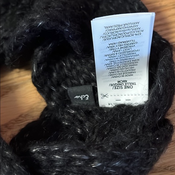 Brand New black Echo winter headband - Picture 2 of 2
